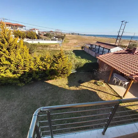 Sunshine Summer House Casa de Férias Paralia Dionysiou